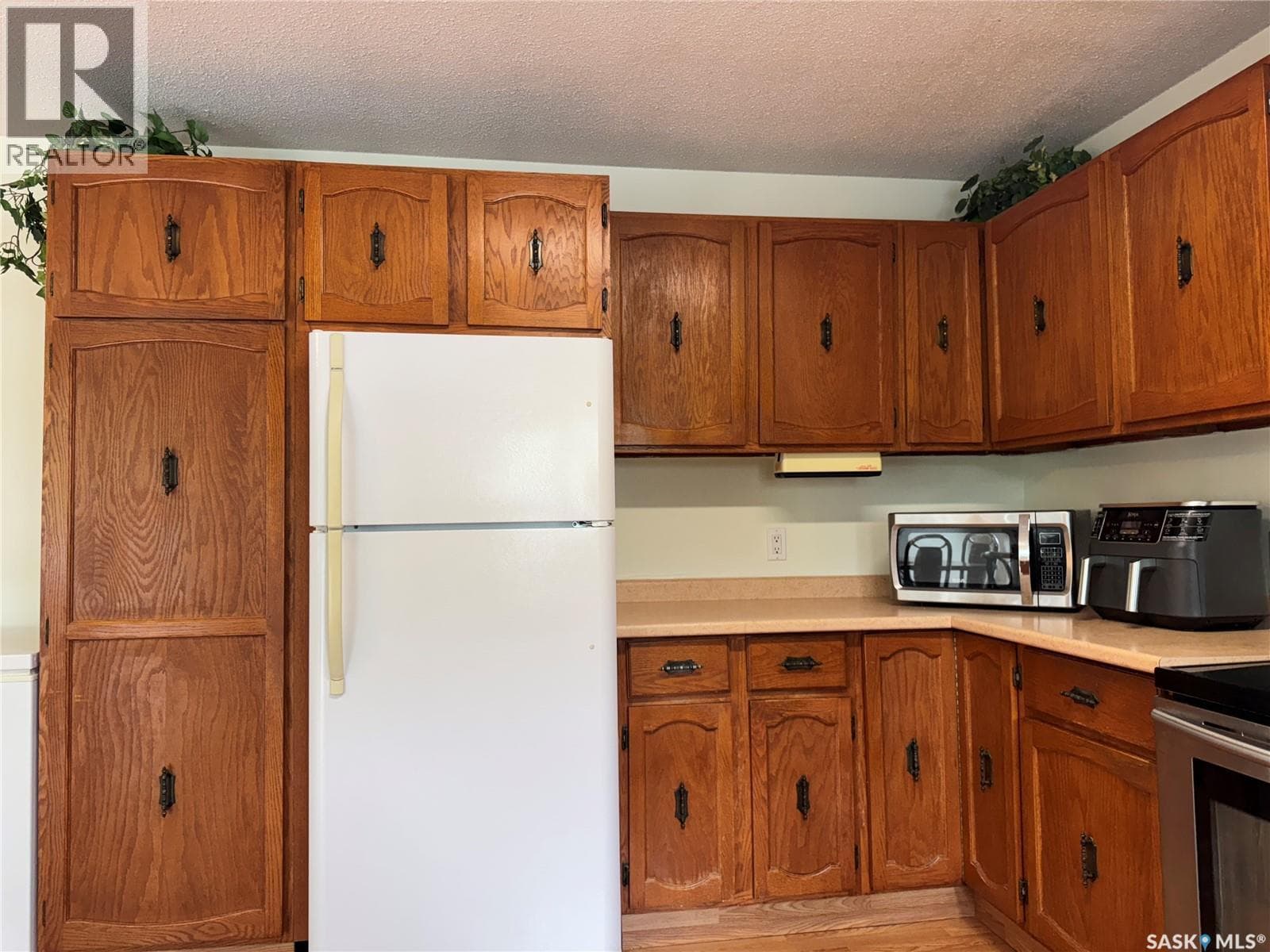 709 Broadway STREET — photo 4