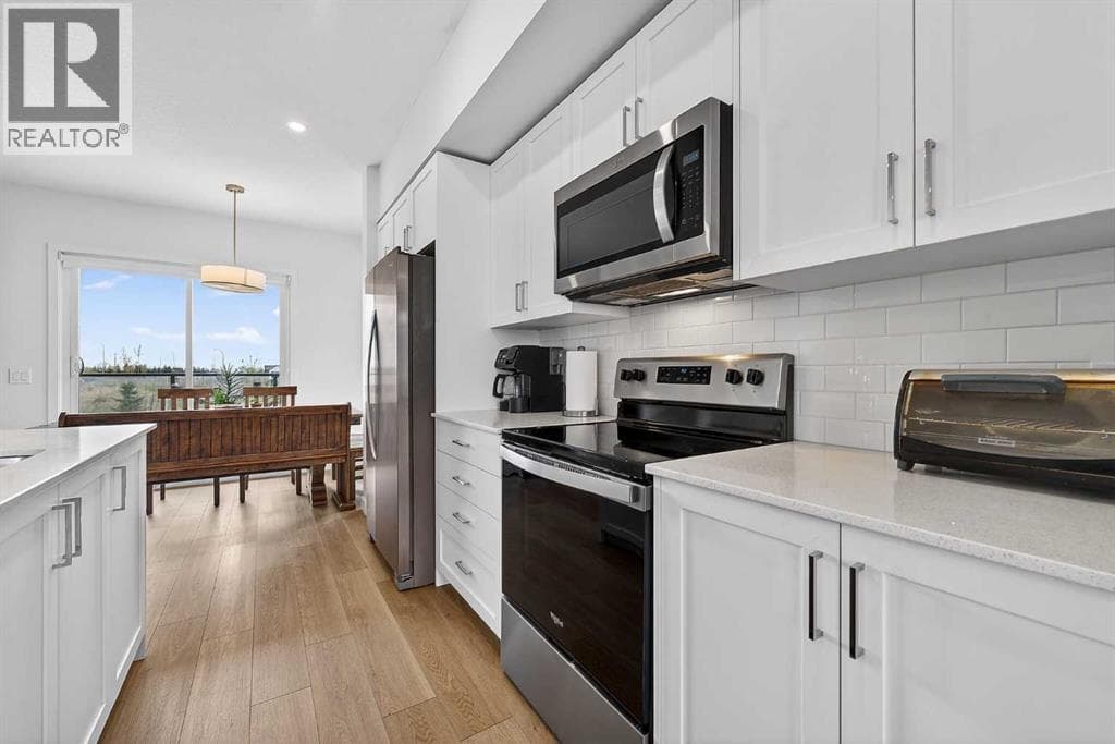 8562 19 Avenue SE — photo 4