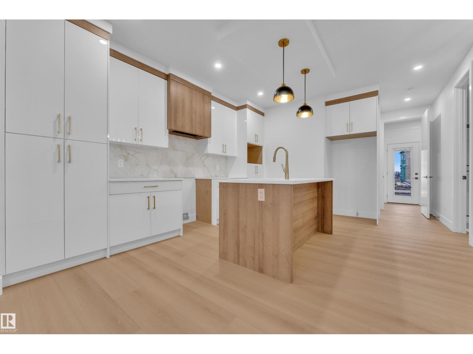 458 Crystal Creek LI — photo 4