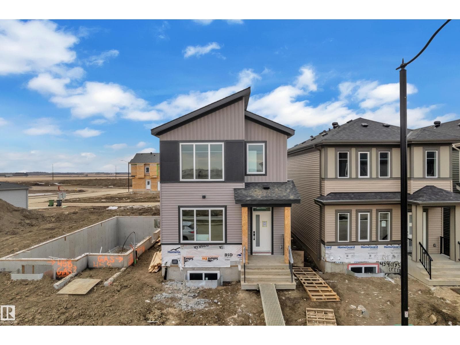 458 Crystal Creek LI — photo 5