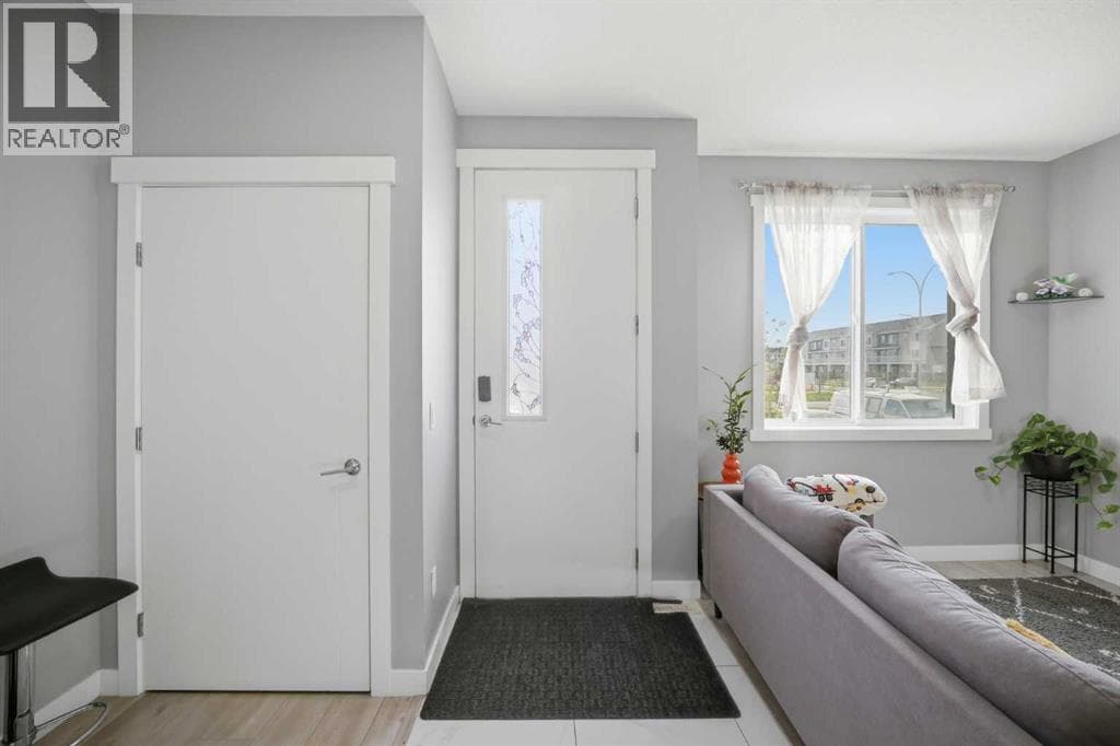 668 Cornerstone Boulevard NE — photo 3