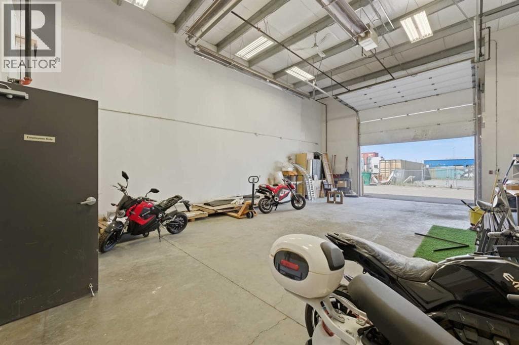 7, 10 Wrangler Place SE