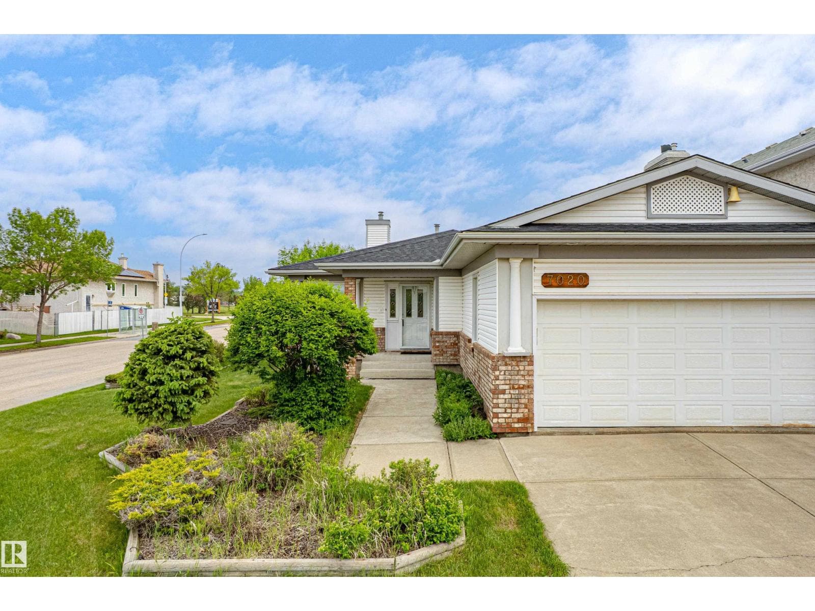 7020 157 AV NW