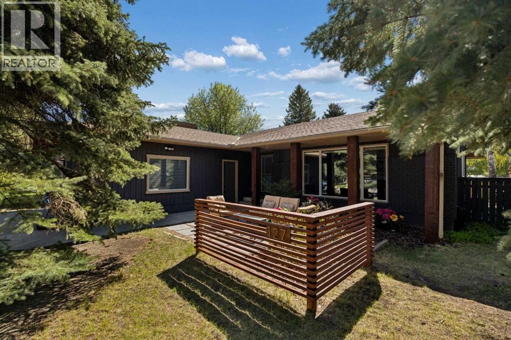 127 Parkglen Crescent SE