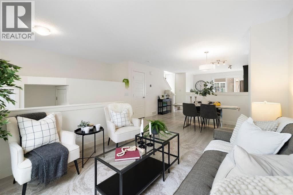 812 Cranbrook Walk SE photo 12