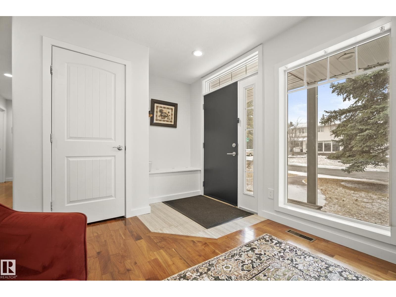 4223 120 ST NW — photo 4
