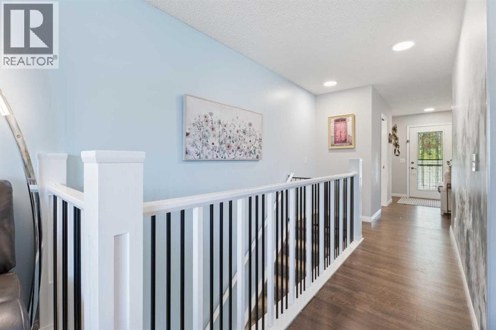 120 Mt Aberdeen Manor SE — photo 4