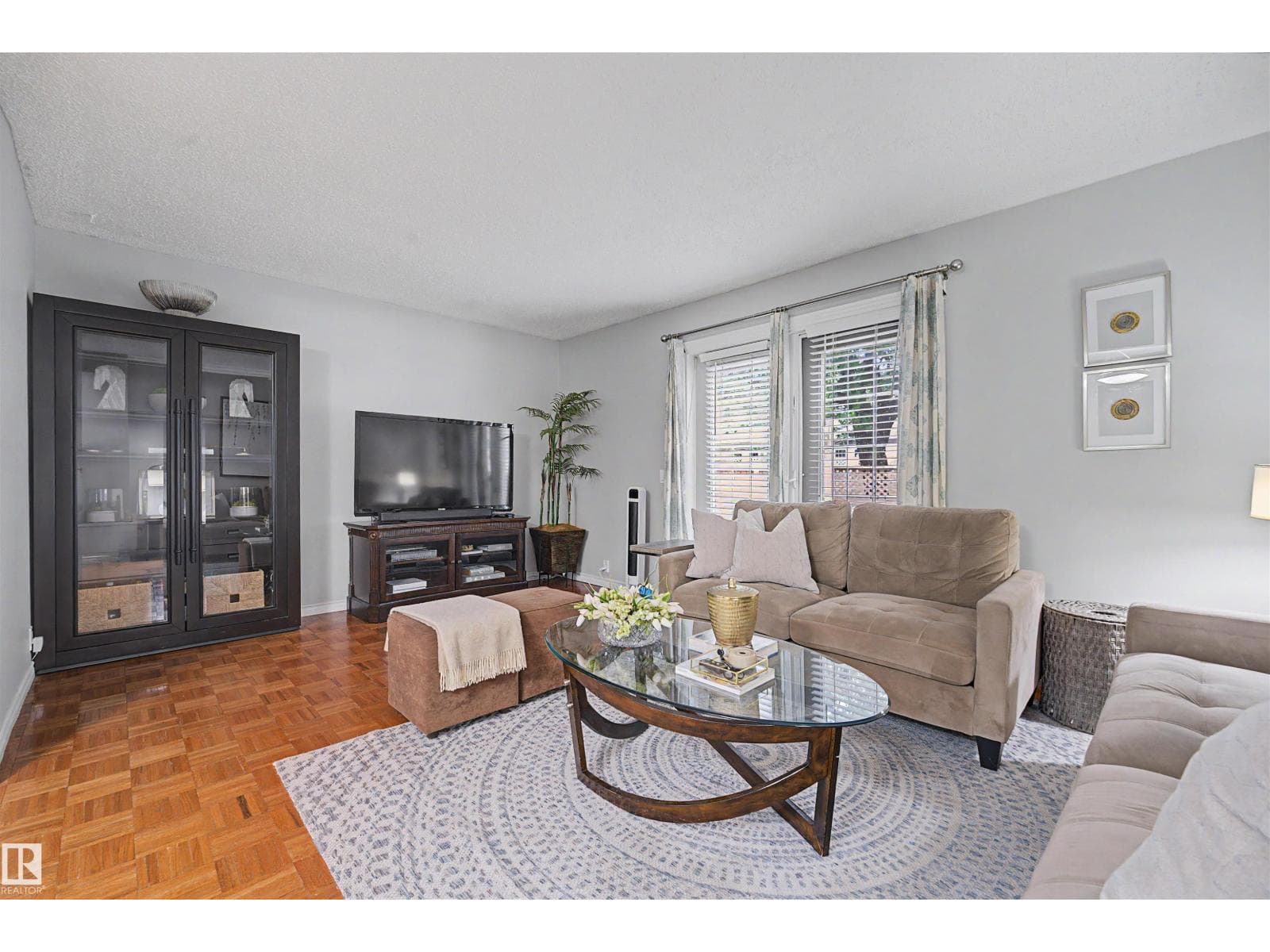 5420 146 AV NW — photo 3