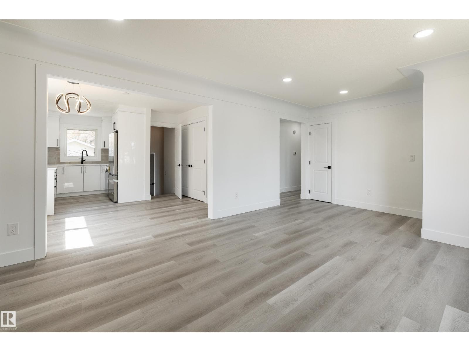 11844 ST ALBERT TR NW — photo 3