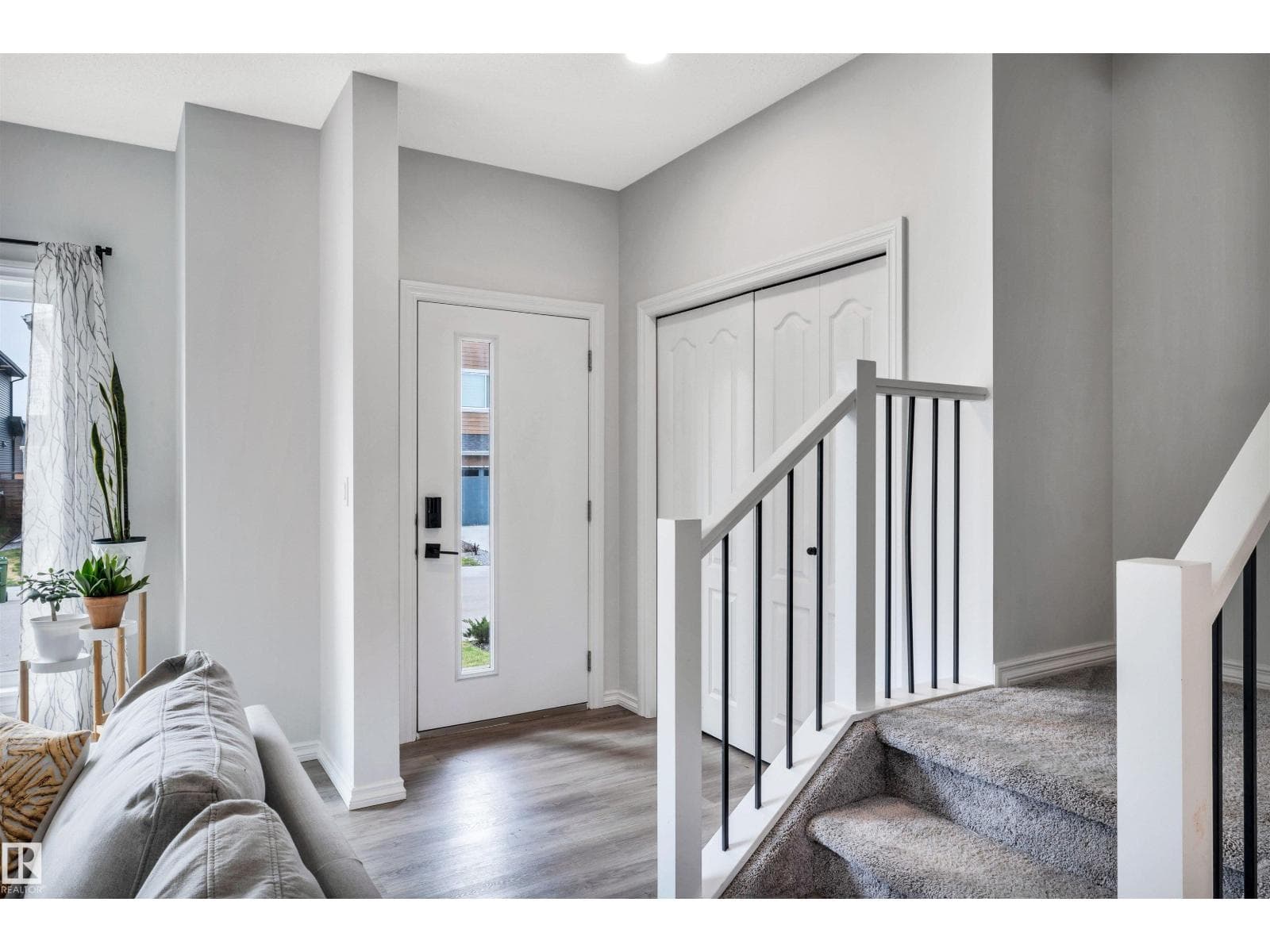 2495 KELLY CIRCLE CI SW — photo 3
