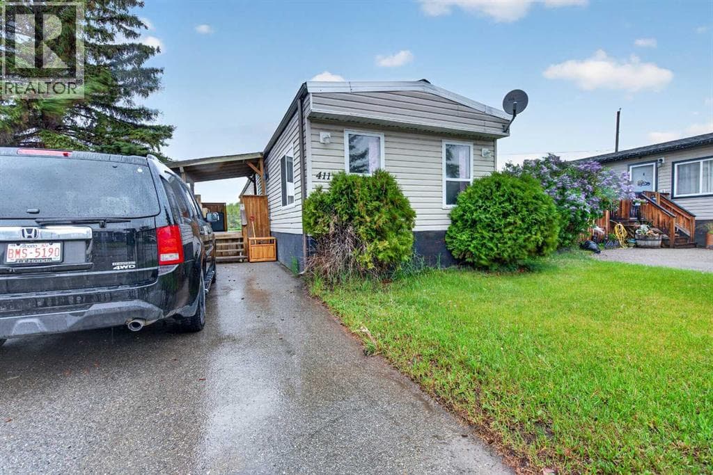 411 Kannell Drive NE — photo 3