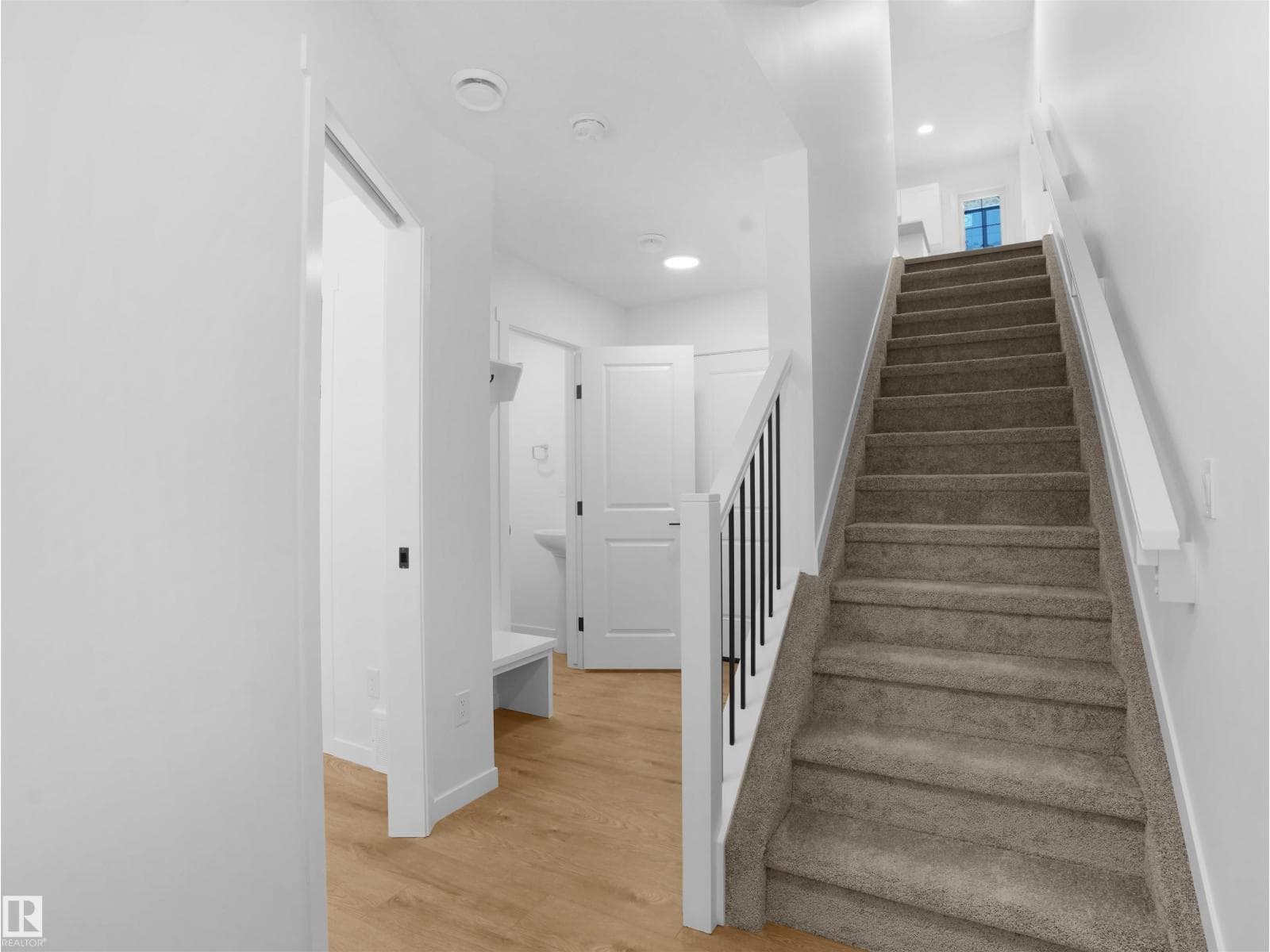 #11 29 AIRPORT RD NW — photo 5