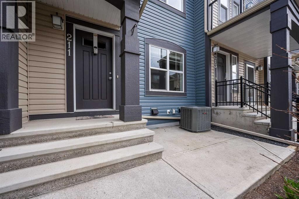 211 Mckenzie Towne Square SE — photo 4