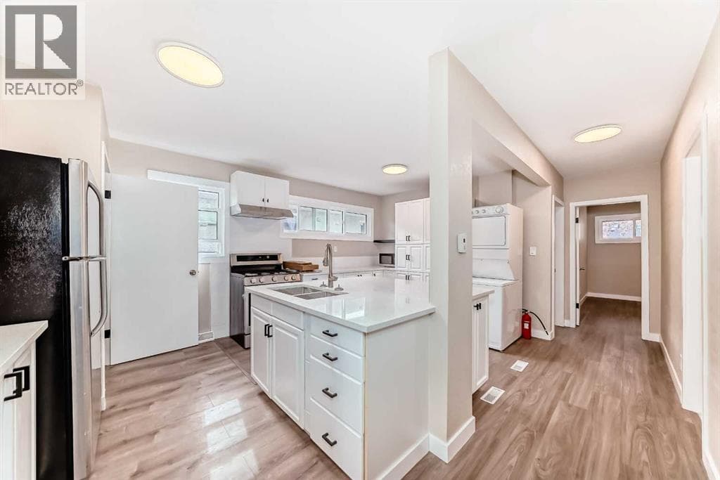 2311 Westmount Road NW — photo 5