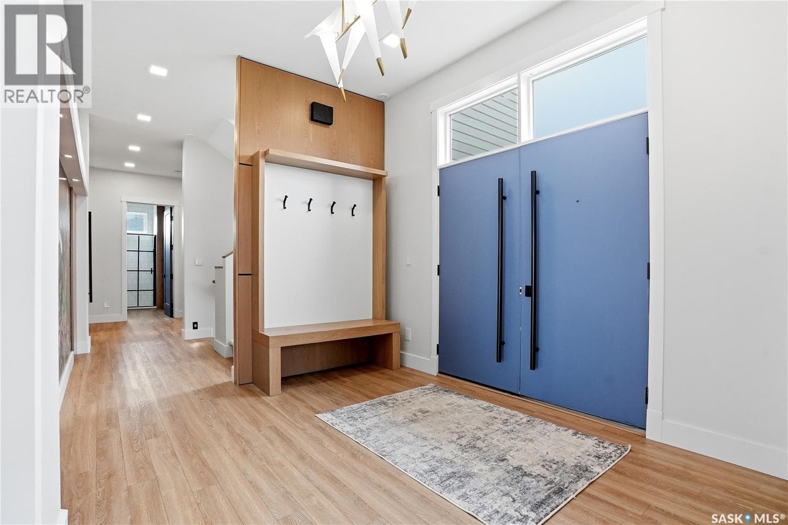 414 Greenbryre LANE — photo 4