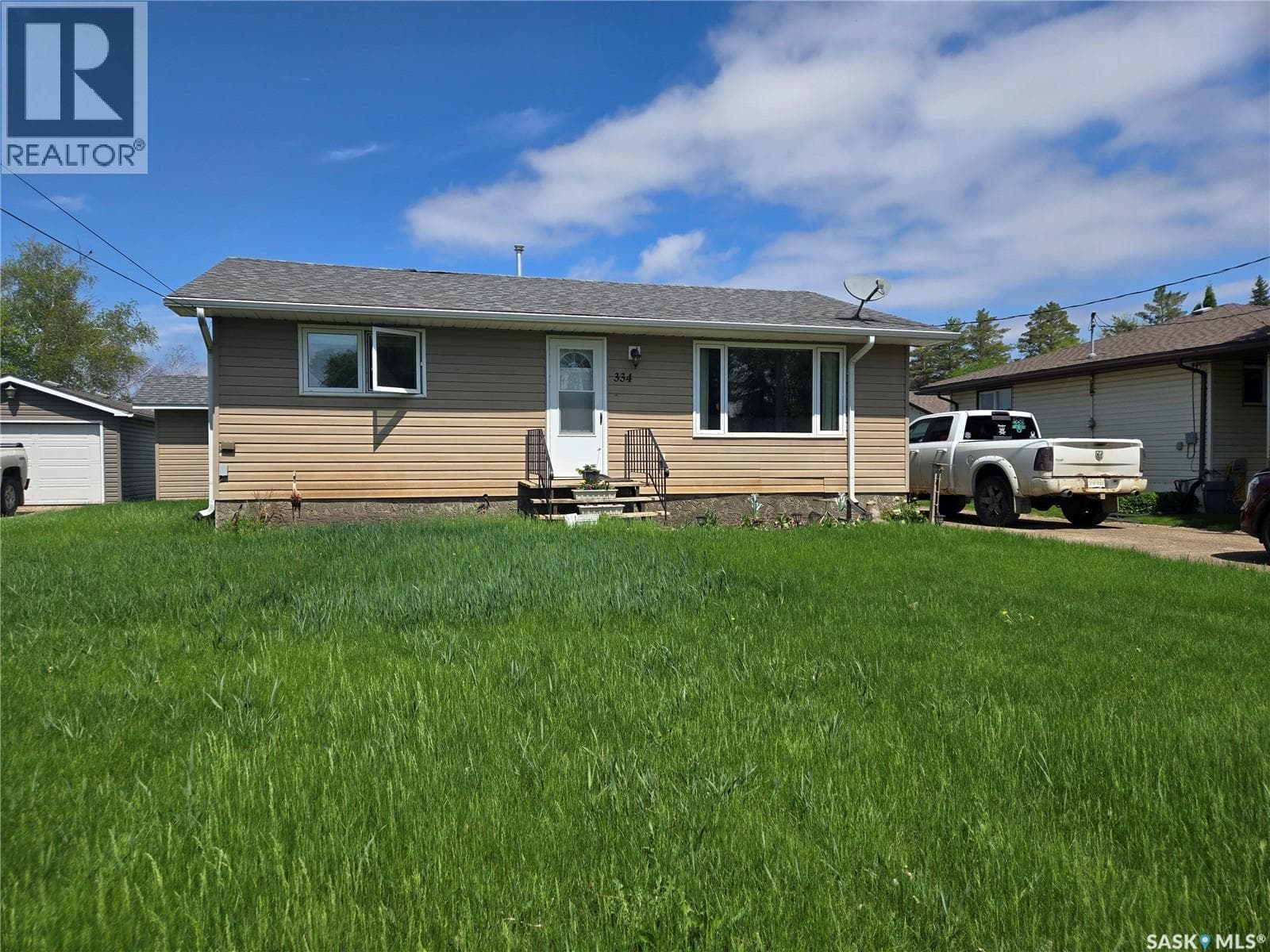 334 Moltke AVENUE — photo 2