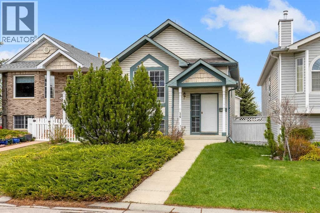34 Hidden Spring Circle NW