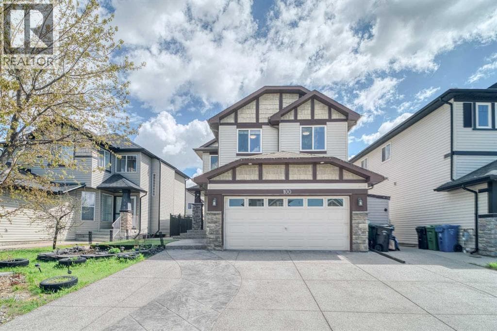 100 Royal Birch Crescent NW