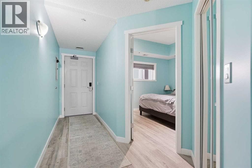 412, 5100 Lakeshore Drive — photo 3