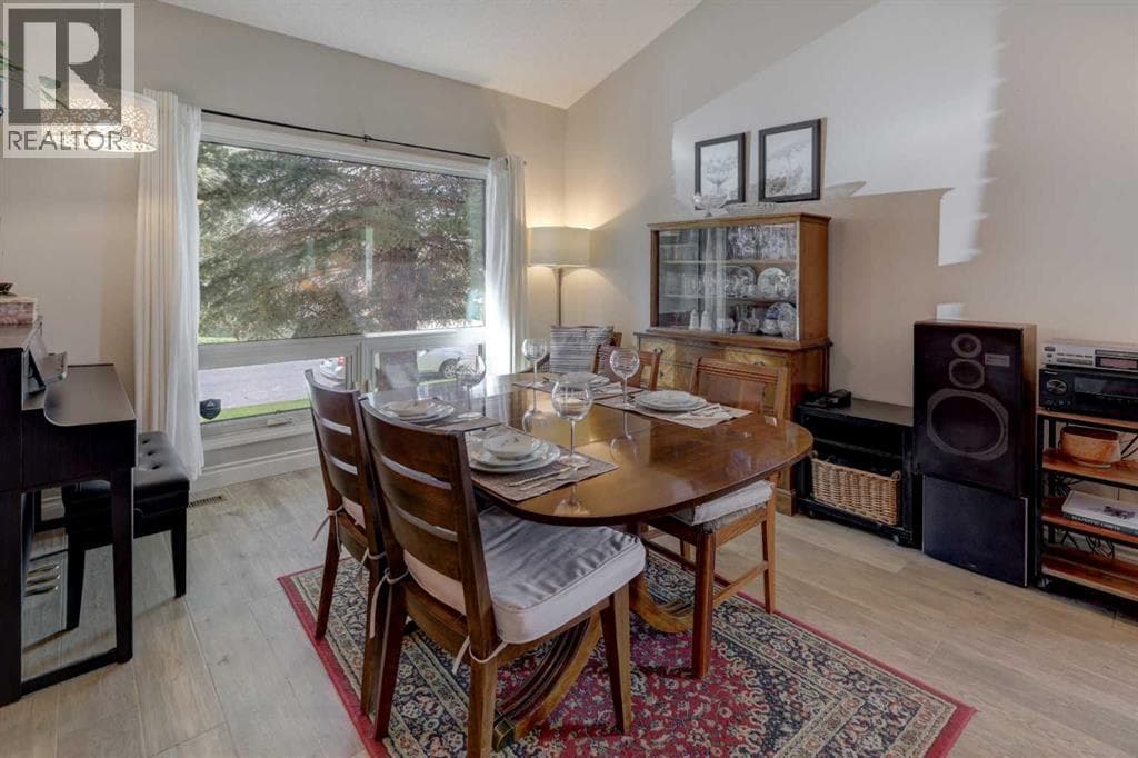 36 Edforth Road NW — photo 4