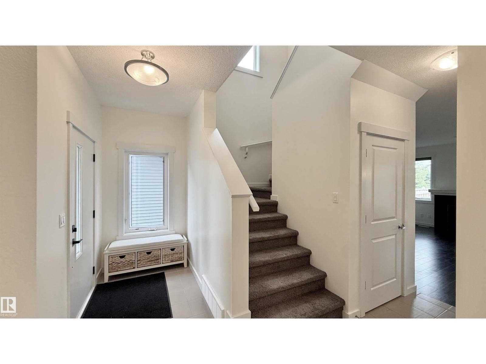 3962 CLAXTON LO SW — photo 5