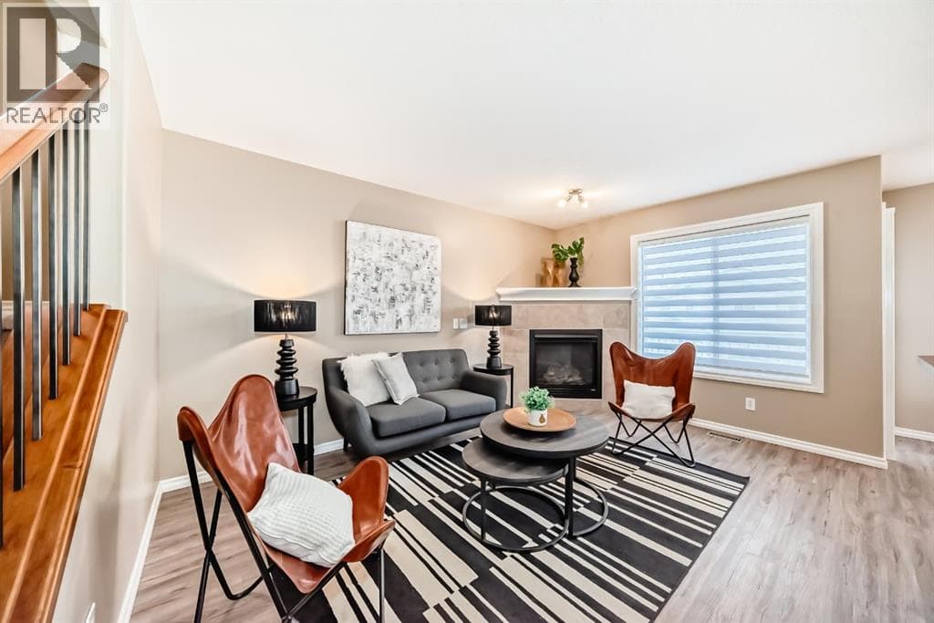 47 Royal Crest Court NW — photo 4