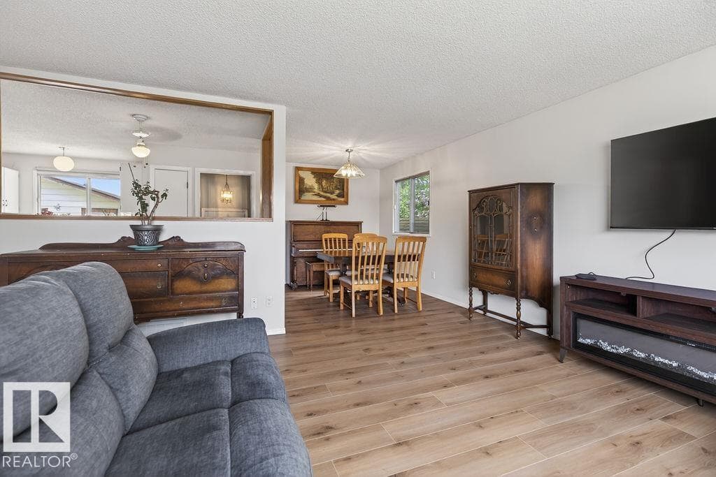 123 GRANDIN DR — photo 3