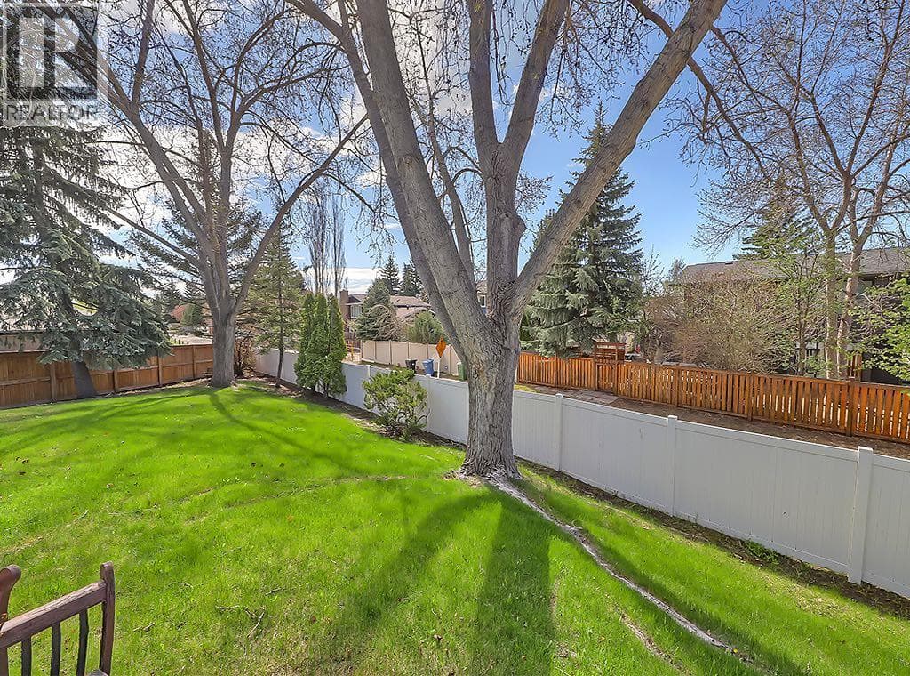 23 Lake Bonaventure Place SE — photo 3