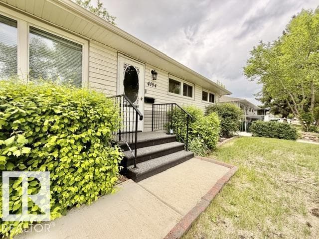4104 55 ST — photo 2
