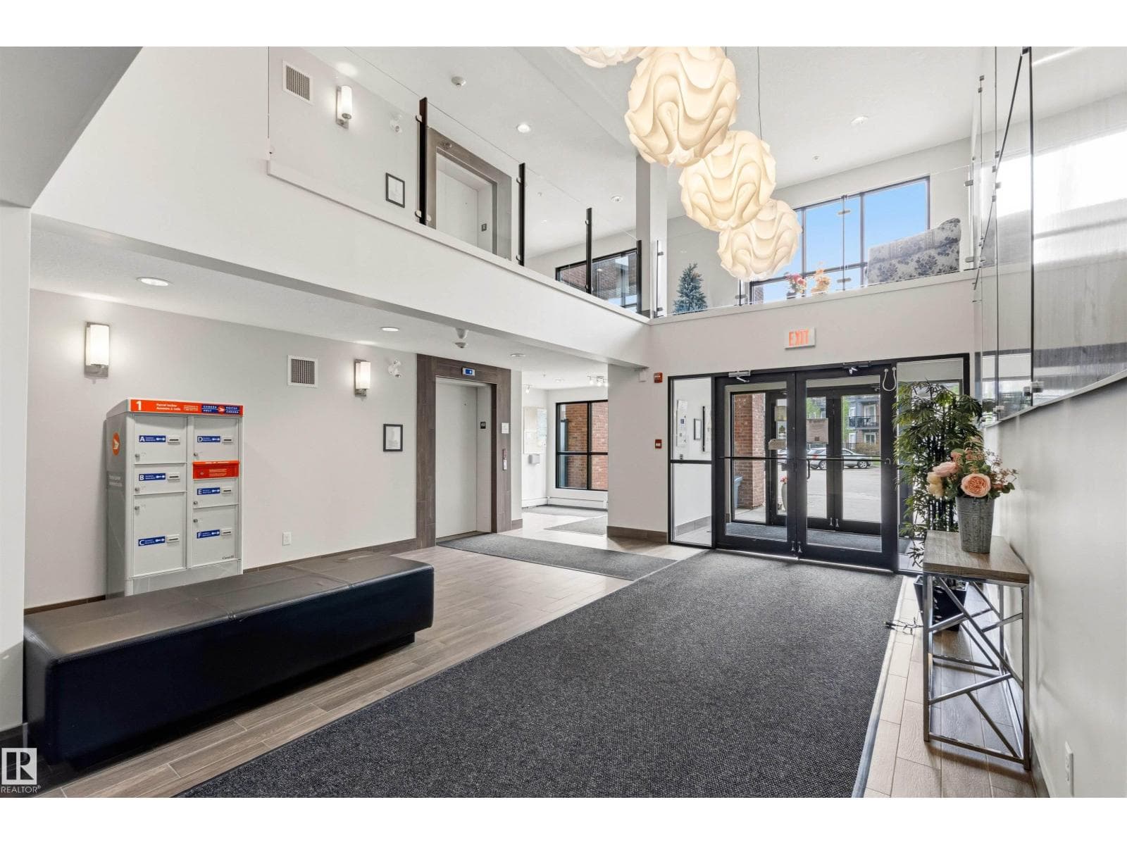 #302 5510 SCHONSEE DR NW — photo 5