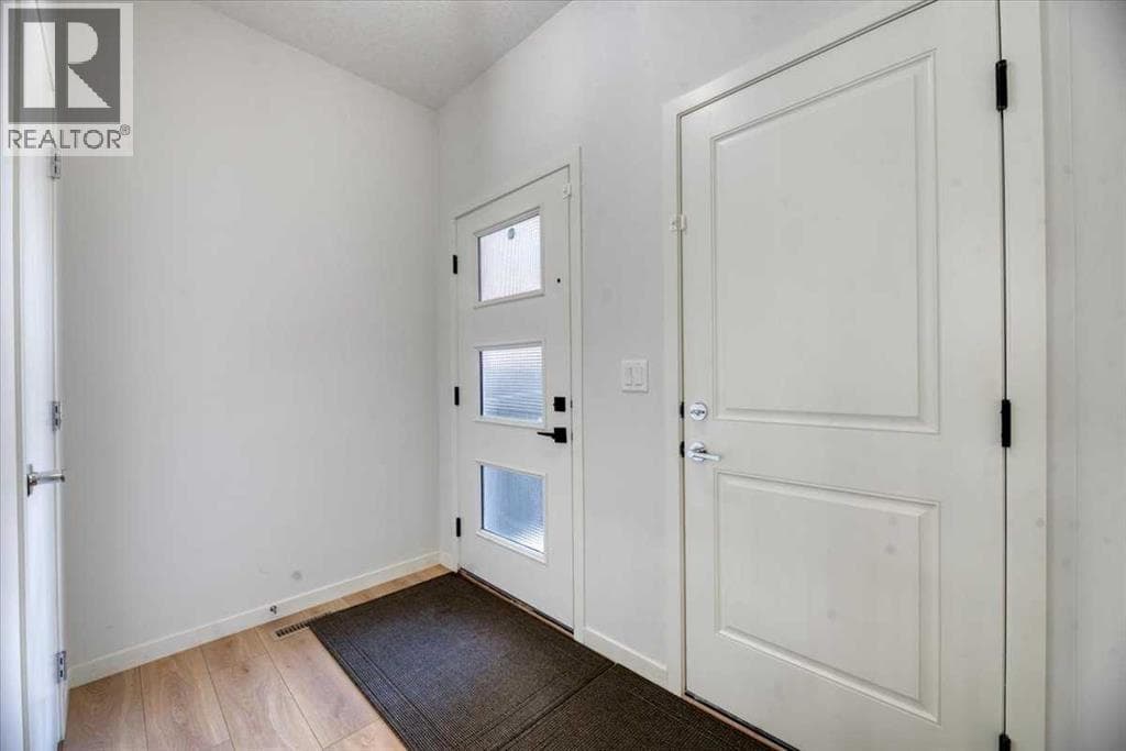 125 Belmont Villas SW — photo 2