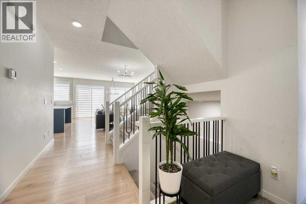 125 Belmont Villas SW — photo 3