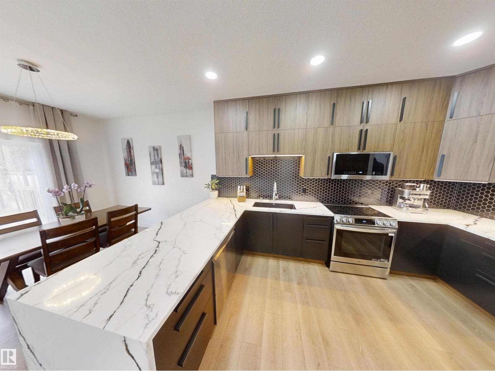 12936 161A AV NW