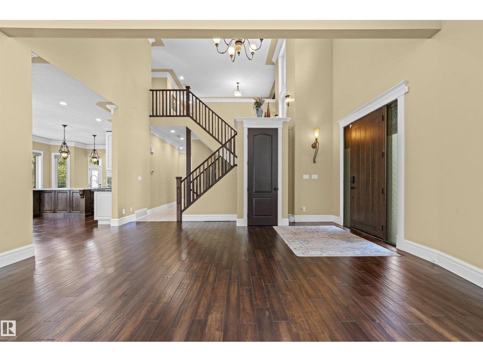 116 WINDERMERE CR NW — photo 3