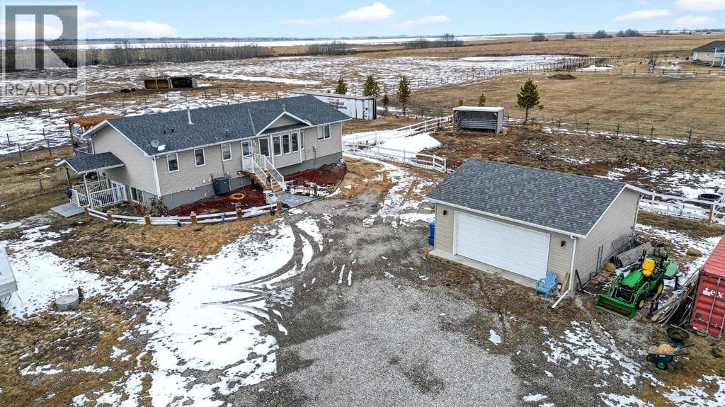270092 Glenmore Trail
