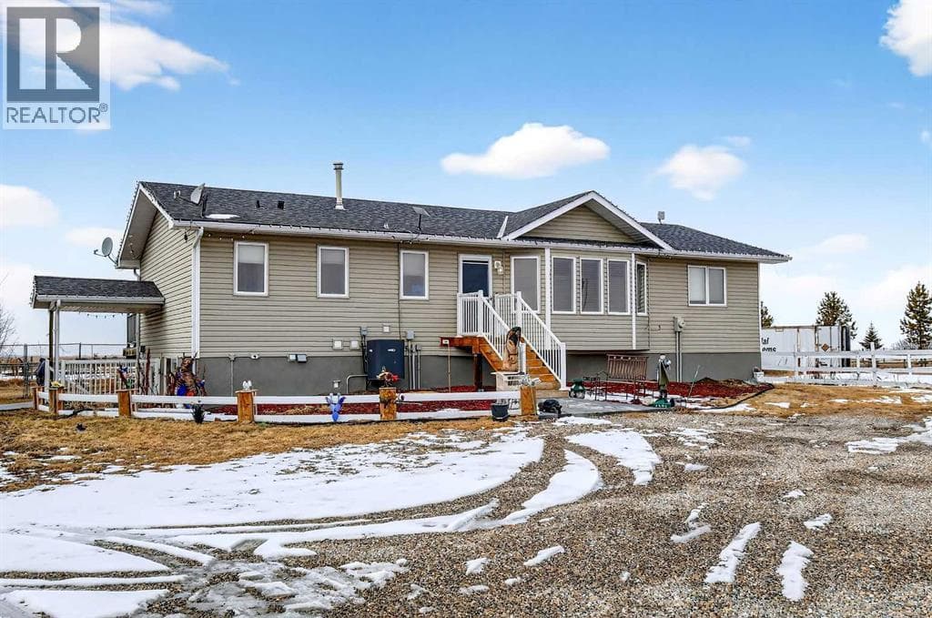 270092 Glenmore Trail — photo 2