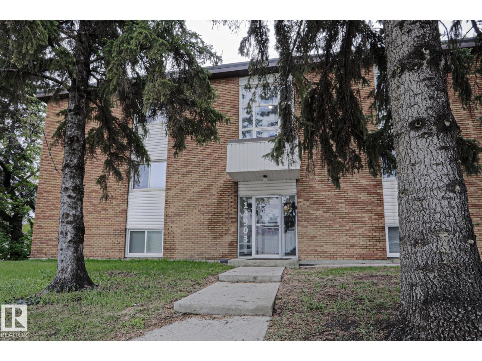 #205 14903 92 AV NW NW — photo 2