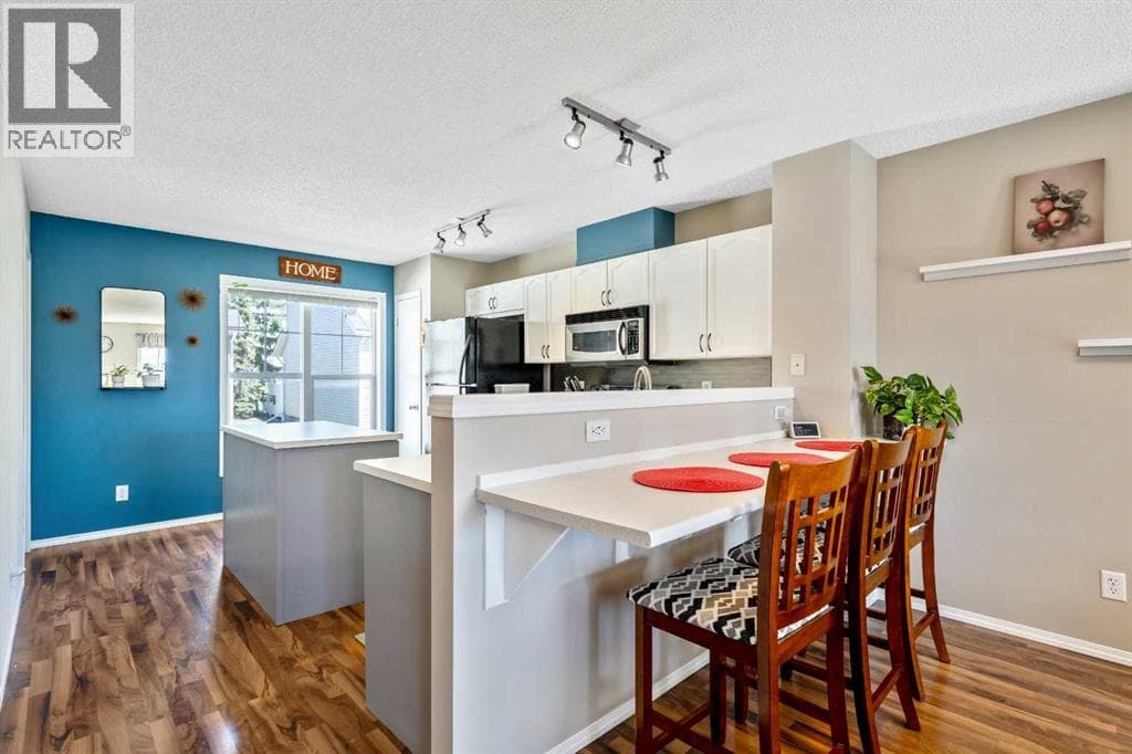 43 Toscana Gardens NW — photo 5