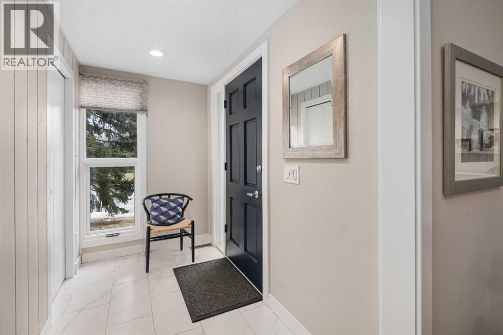5689 Brenner Crescent NW — photo 4