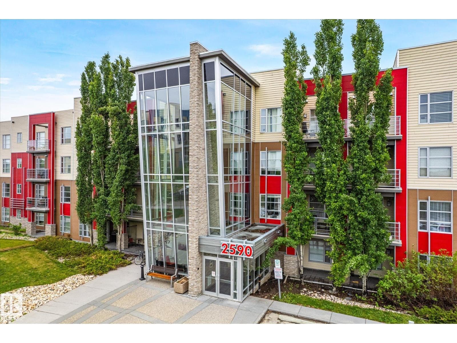 #218 2590 ANDERSON WY SW