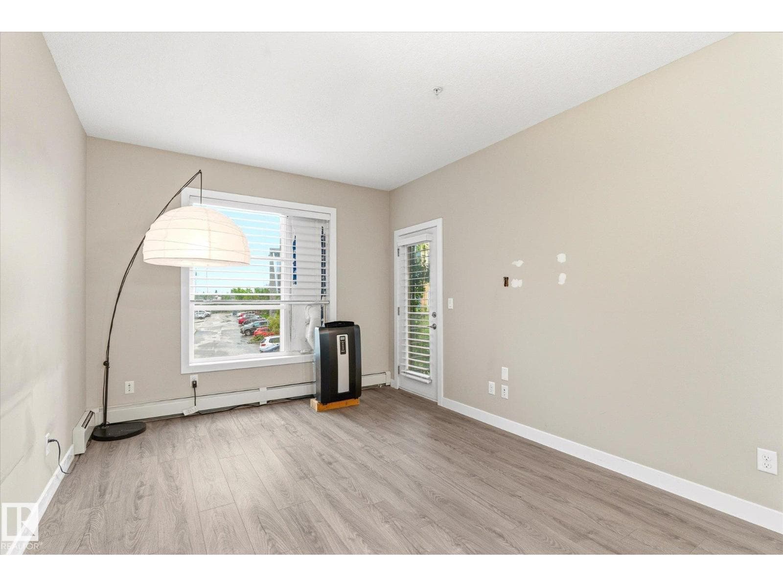 #218 2590 ANDERSON WY SW — photo 5
