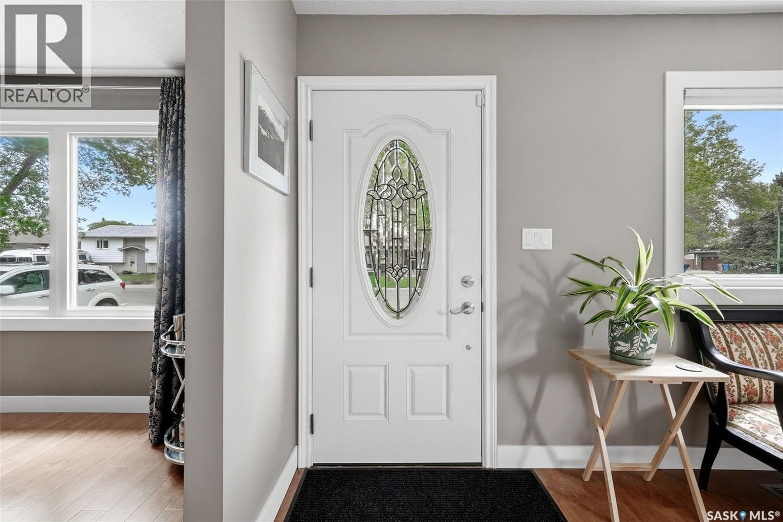 46 Newstead AVENUE — photo 3