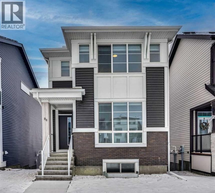 26 Amblehurst Path NW — photo 2
