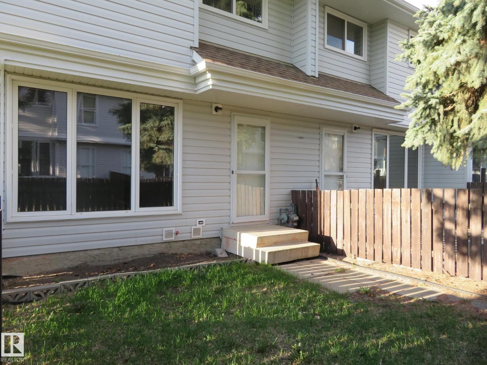 3103 109 ST NW — photo 3