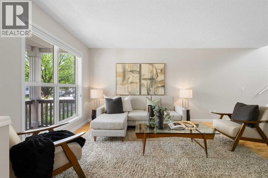 282 Prestwick Circle SE — photo 3