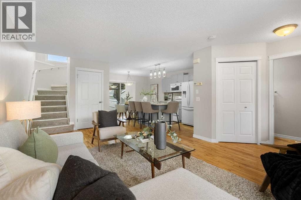 282 Prestwick Circle SE — photo 4
