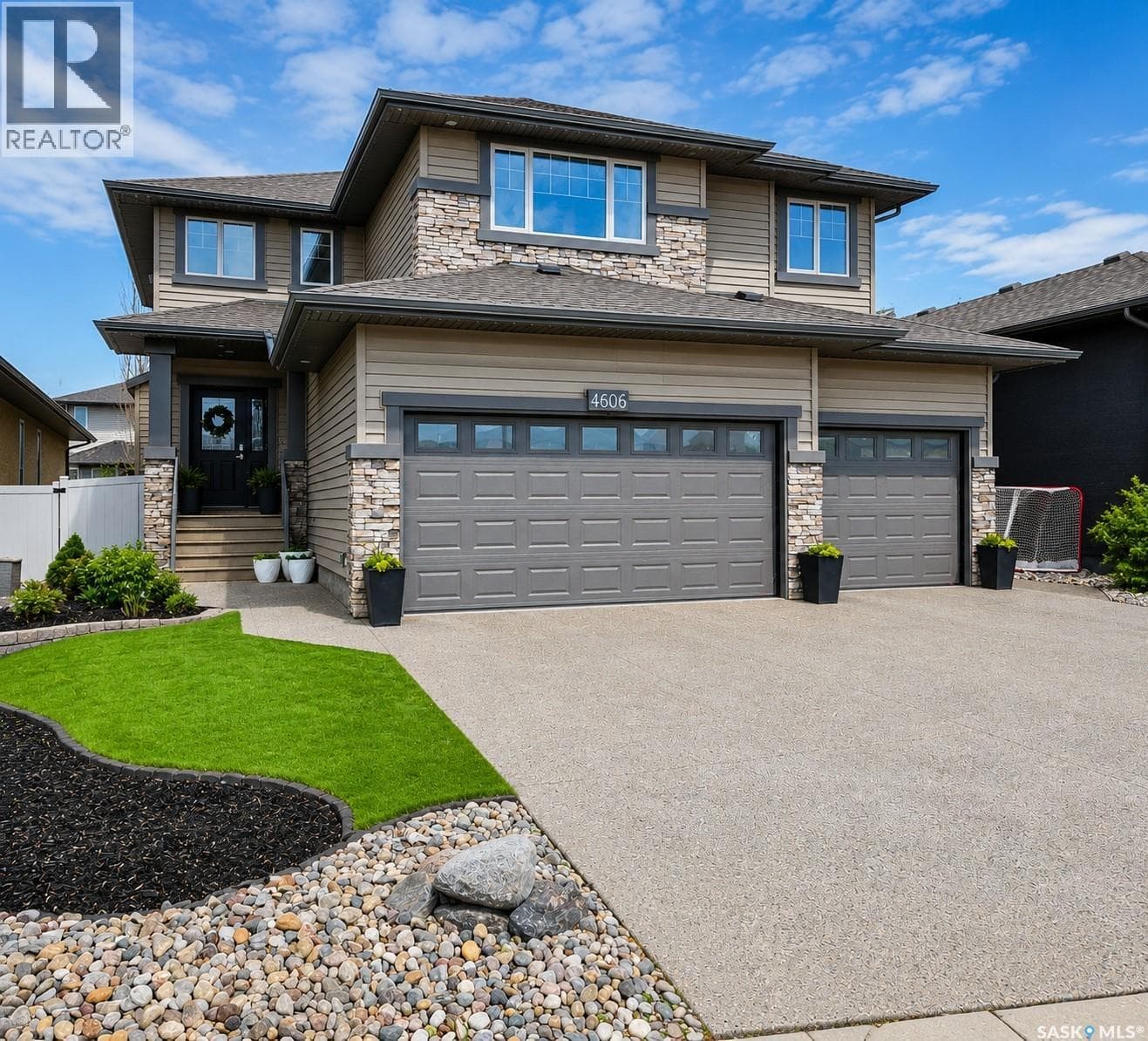 4606 Shumiatcher CRESCENT — photo 2