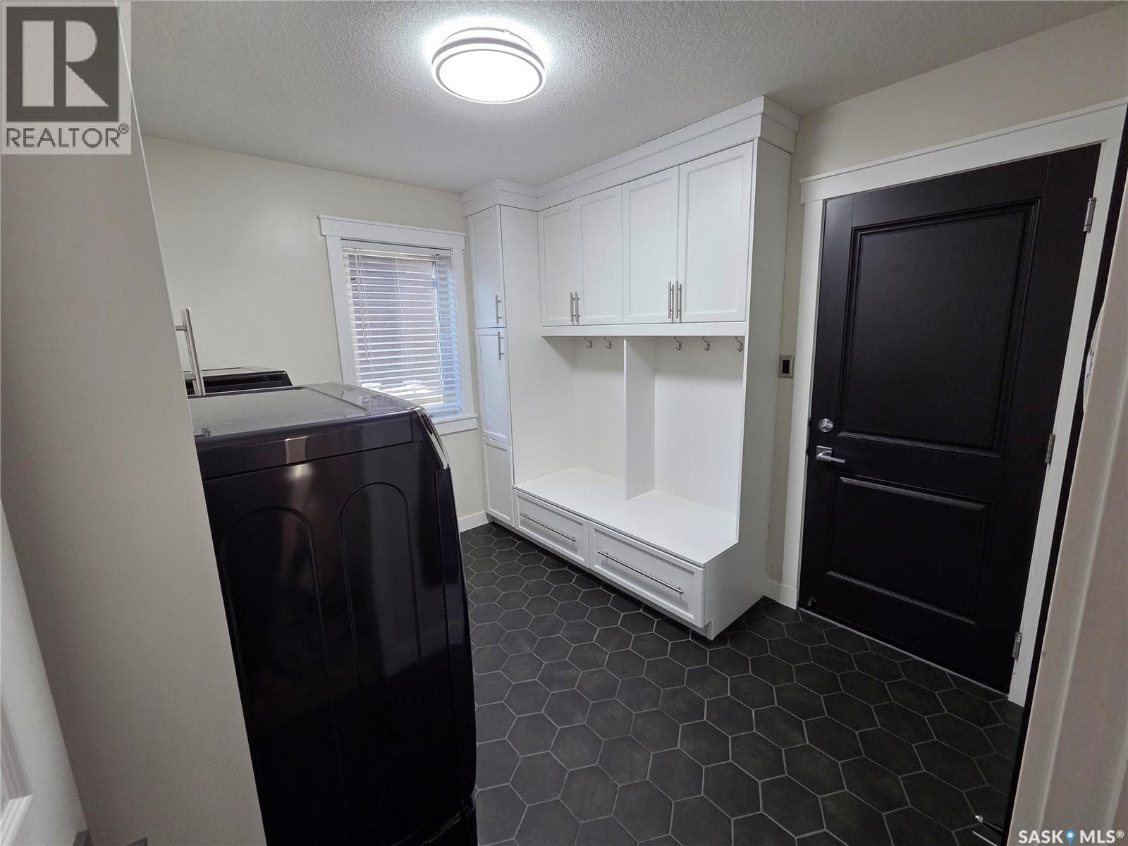 4606 Shumiatcher CRESCENT — photo 4
