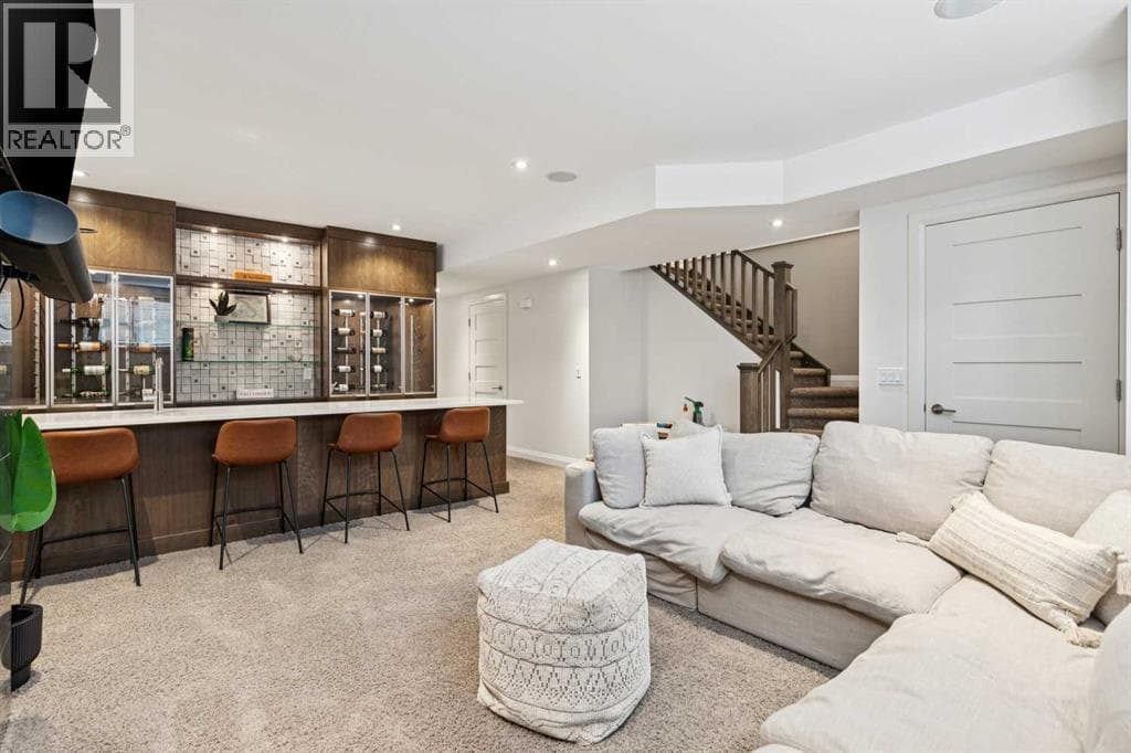 2707 1 Avenue NW photo 4