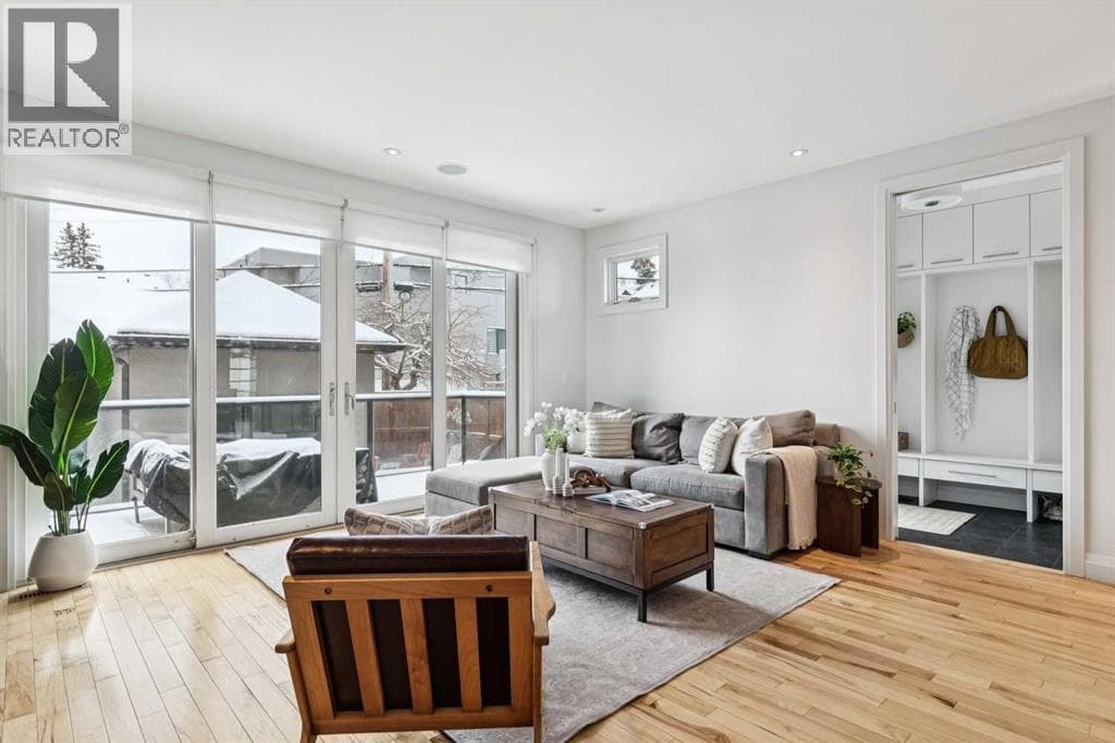 2707 1 Avenue NW photo 3